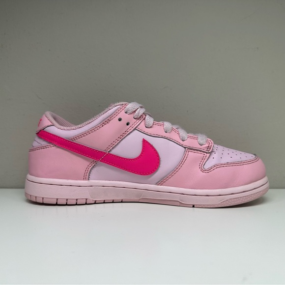 EUC | Nike | Dunk Low | Triple Pink | Girls 3Y US - Picture 4 of 12